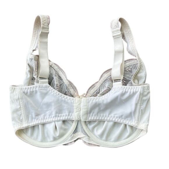 Chantelle Lace Underwire Bra 32H (FF EUC) - Picture 2 of 9